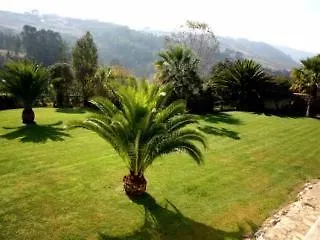 Encosta Das Freiras Guest house